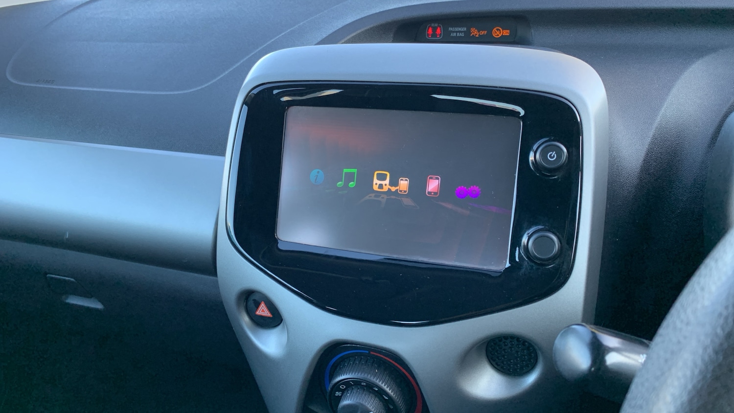 Used Peugeot 108 2017 for sale - 76667809: Photo 29