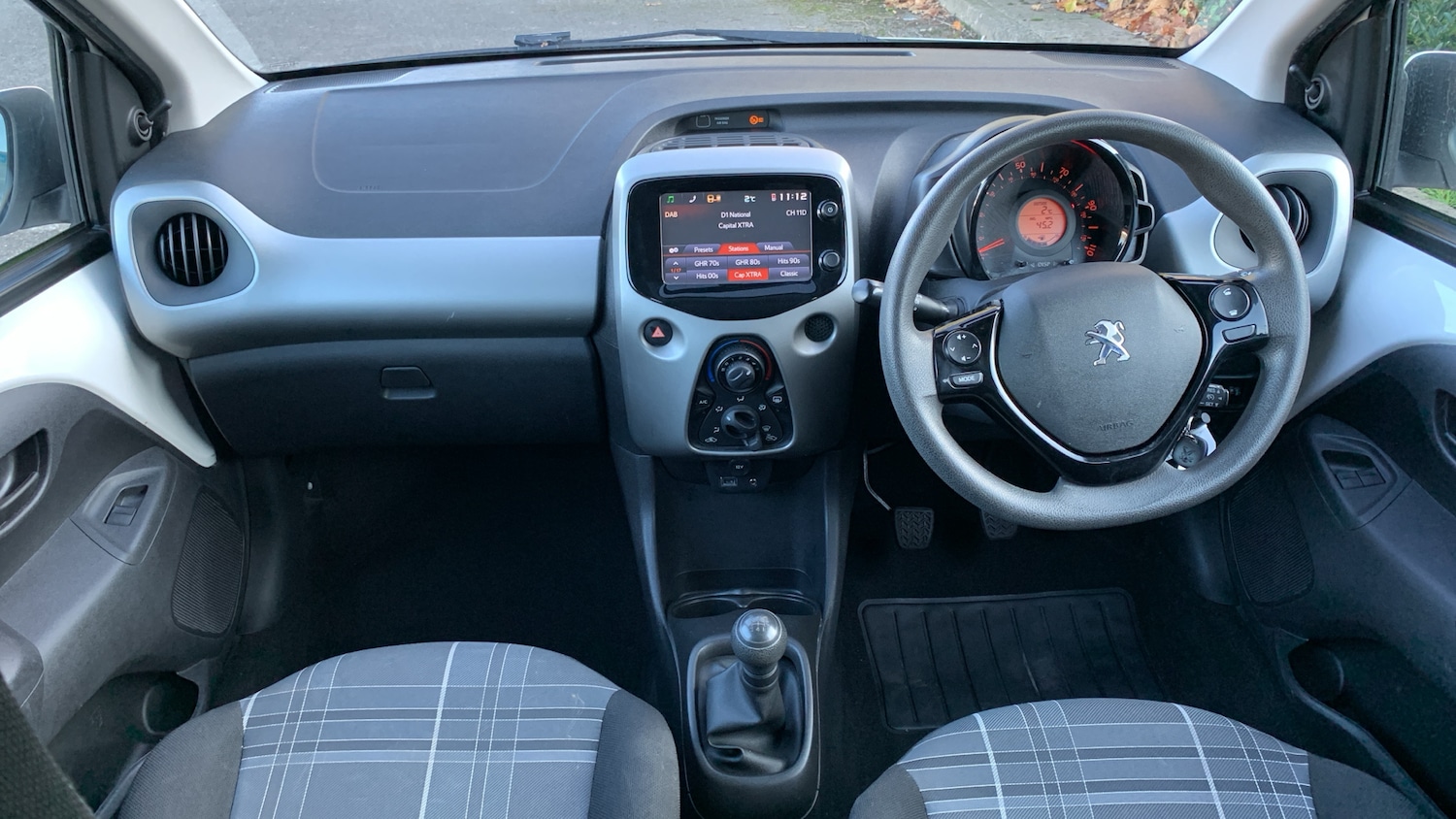 Used Peugeot 108 2017 for sale - 76667809: Photo 4