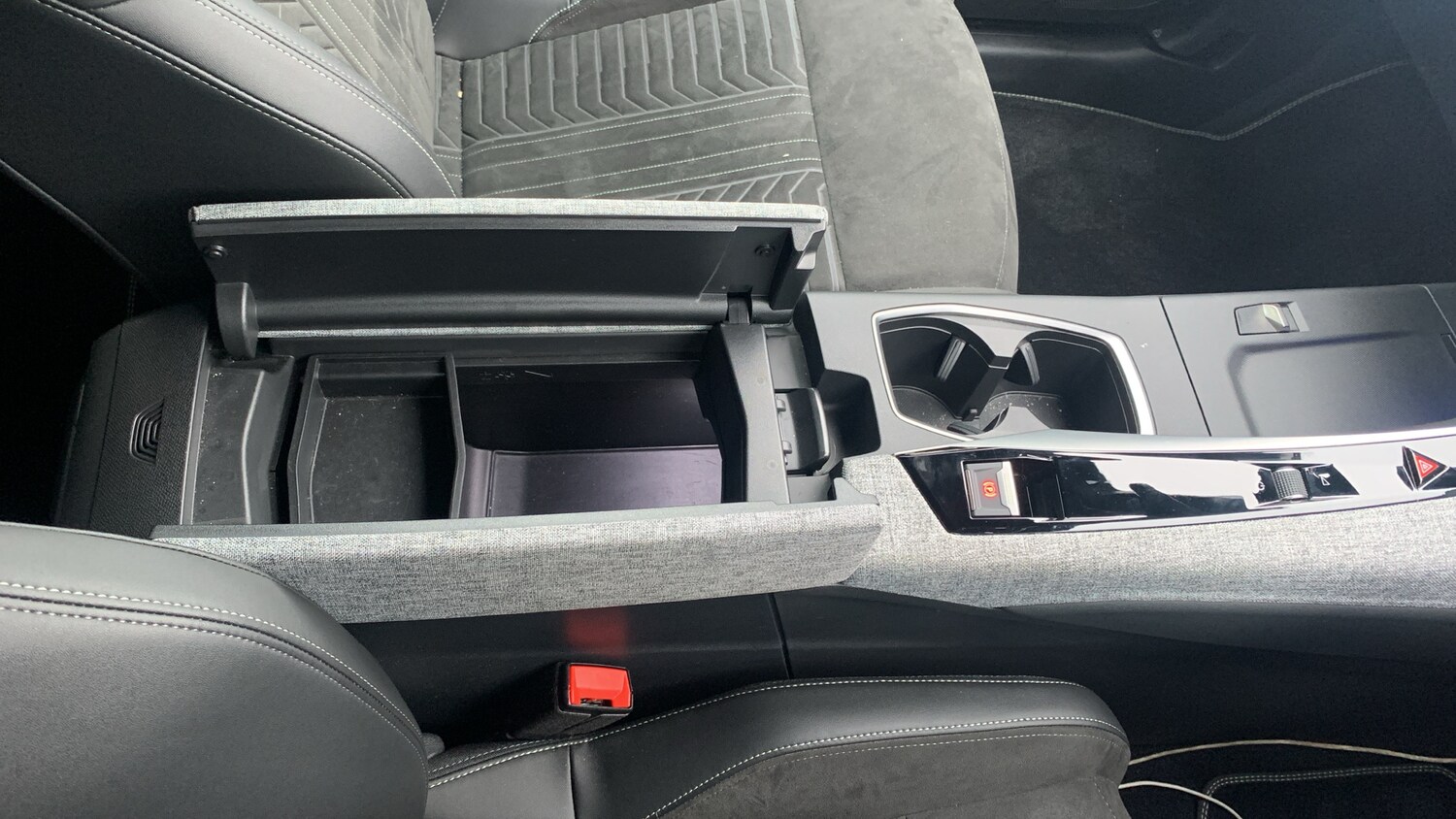 Used Peugeot 3008 2024 for sale - 77372352: Photo 33