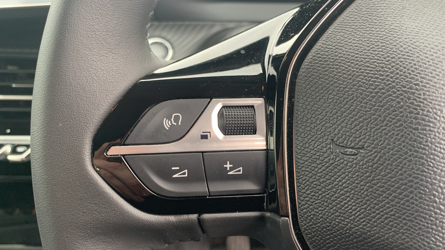 Used Peugeot 208 2024 for sale - 76086056: Photo 23