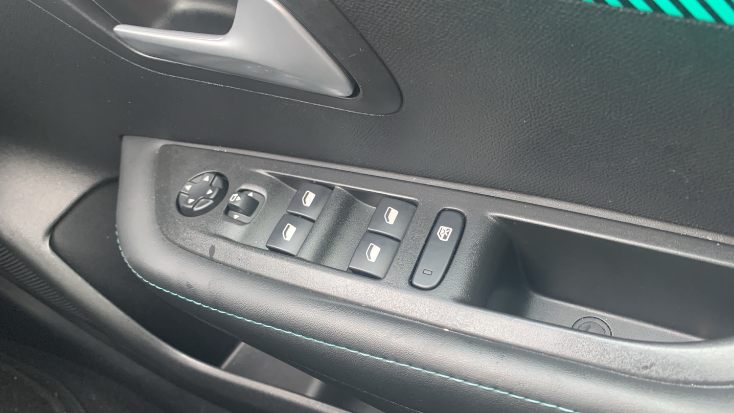 Used Peugeot 208 2022 for sale - 77457230: Photo 22