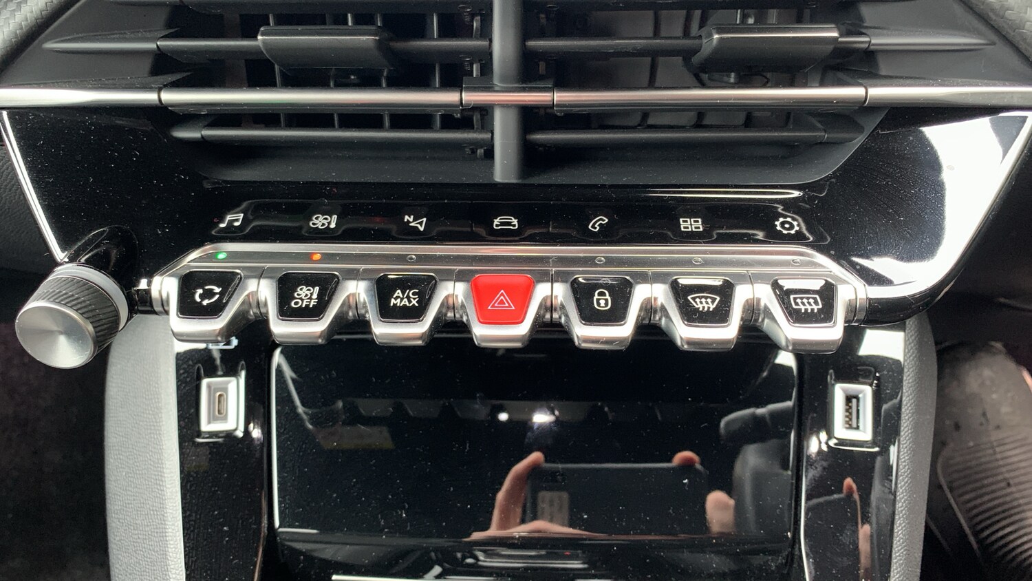 Used Peugeot 208 2023 for sale - 76123530: Photo 30