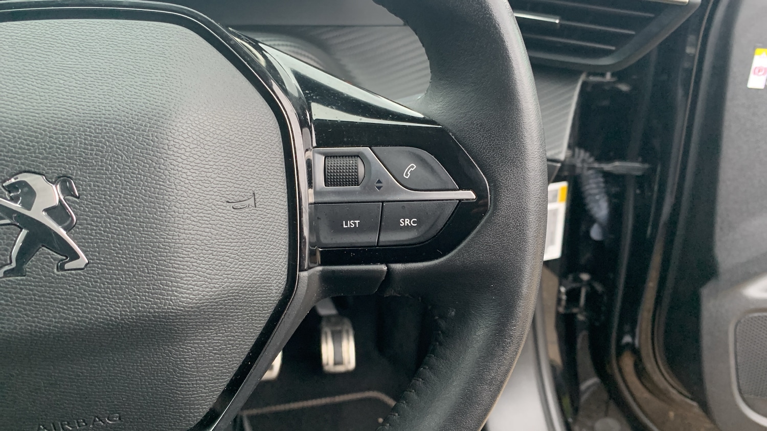 Used Peugeot 2008 2022 for sale - 76744084: Photo 24