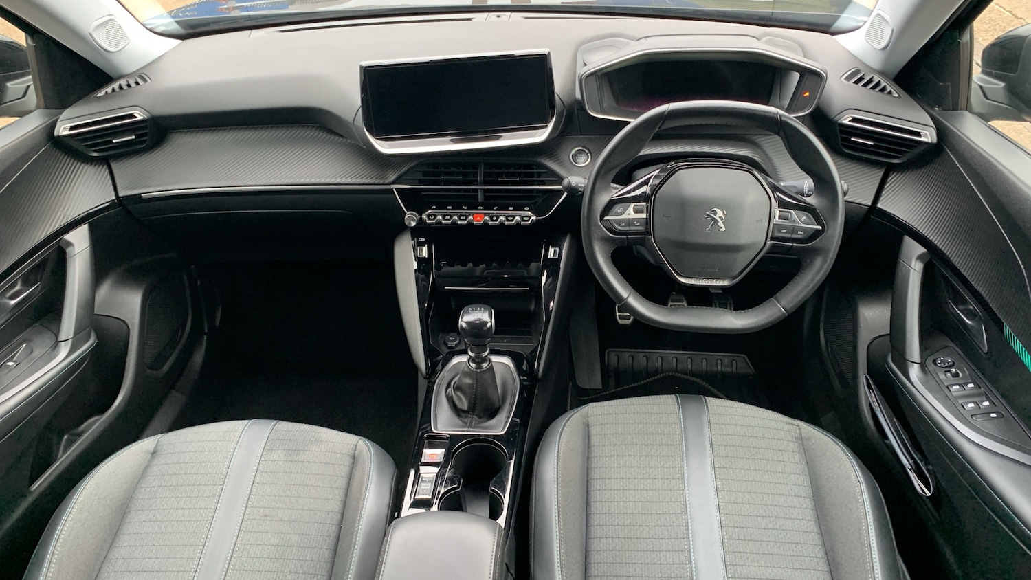 Used Peugeot 2008 2022 for sale - 76744084: Photo 4