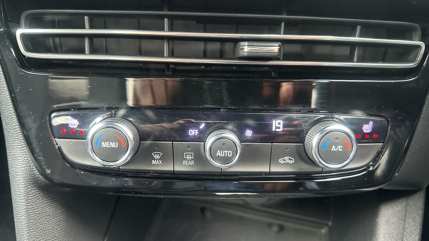 Used Vauxhall Mokka 2024 for sale - 77560450: Photo 32