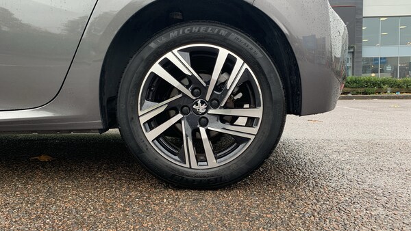 Used Peugeot 208 2023 for sale - 76086049: Photo 15