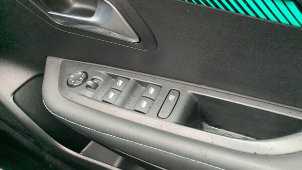Used Peugeot 208 2023 for sale - 76086049: Photo 22