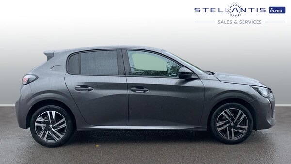 Used Peugeot 208 2023 for sale - 76086049: Photo 2