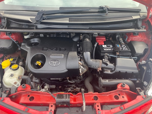 Used Toyota Yaris 2014 for sale - 75673276: Photo 15
