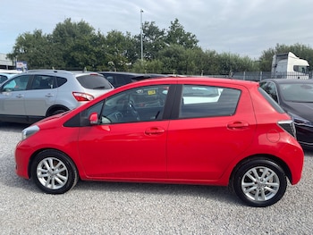 Used Toyota Yaris 2014 for sale - 75673276: Photo