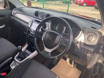 Used Suzuki Vitara 2017 for sale - 73897318: Photo