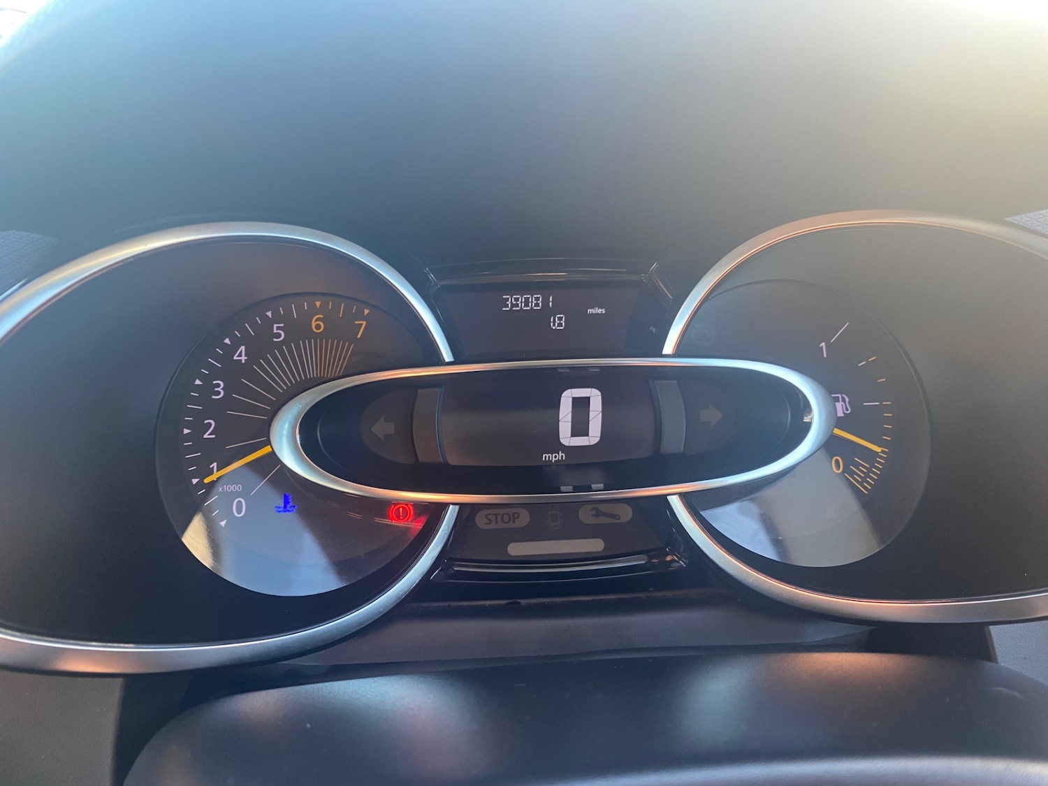 Used Renault Clio 2015 for sale - 76363027: Photo 12