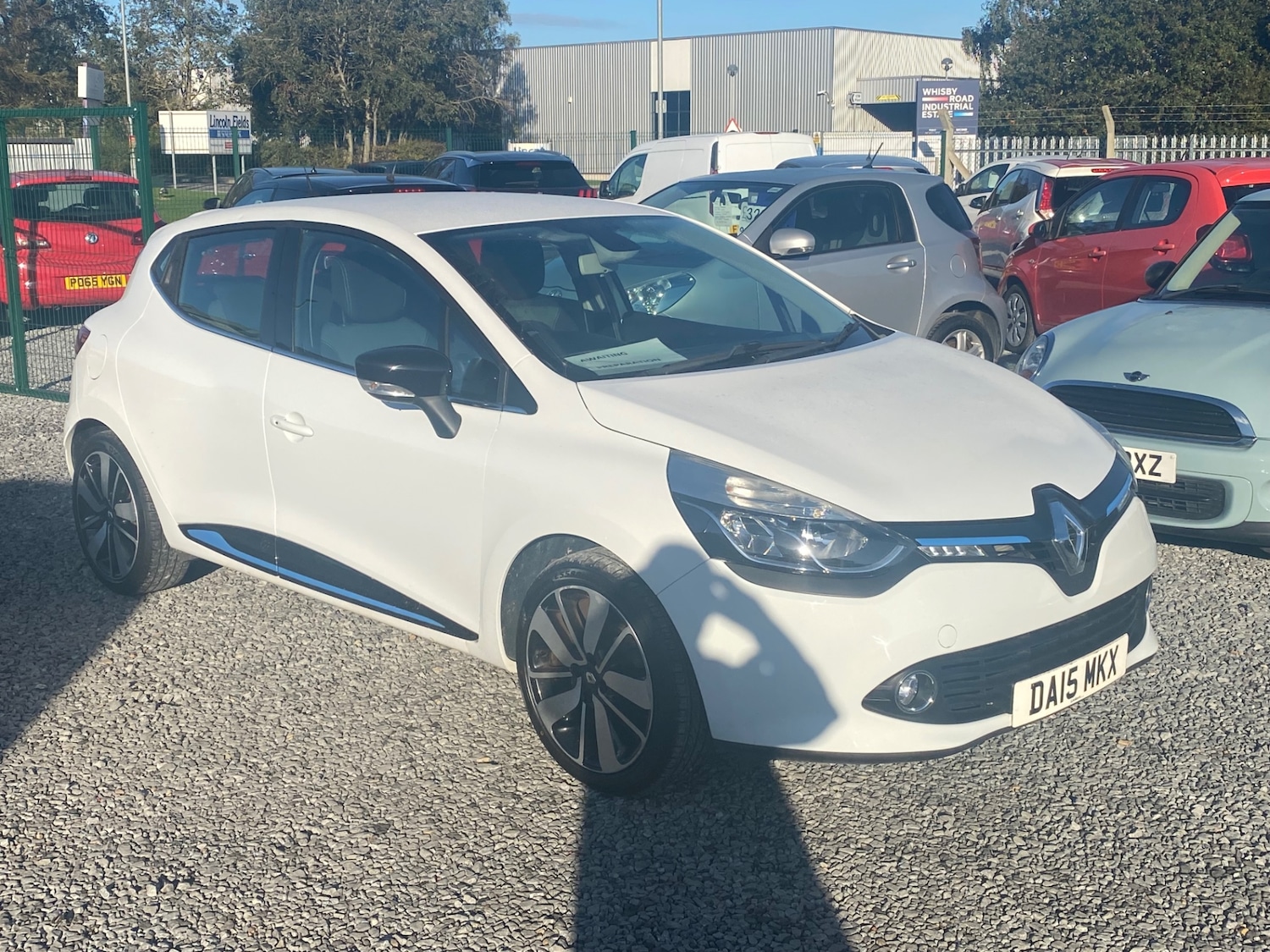 Used Renault Clio 2015 for sale - 76363027: Photo 5