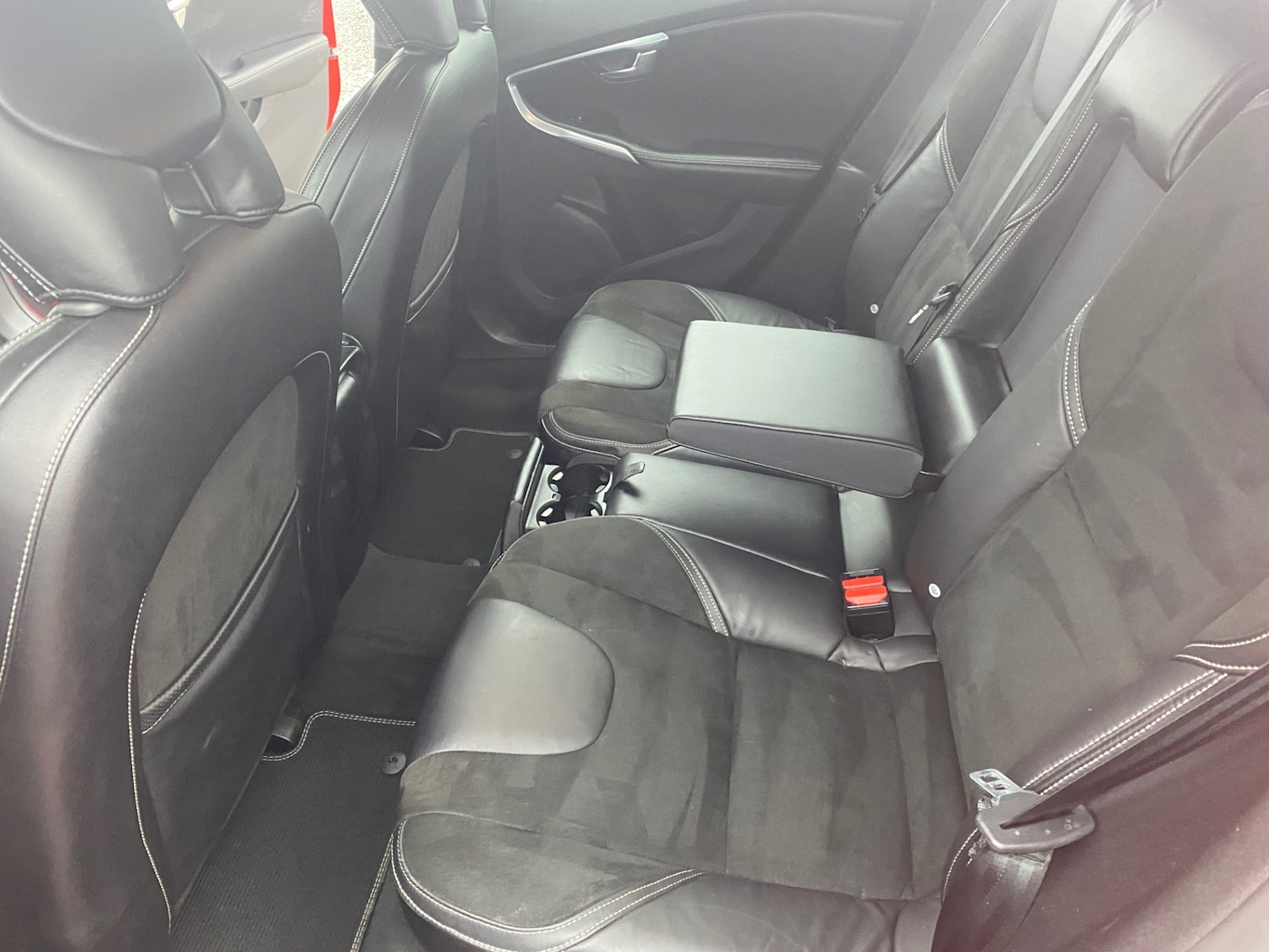 Used Volvo V40 2016 for sale - 77418287: Photo 11