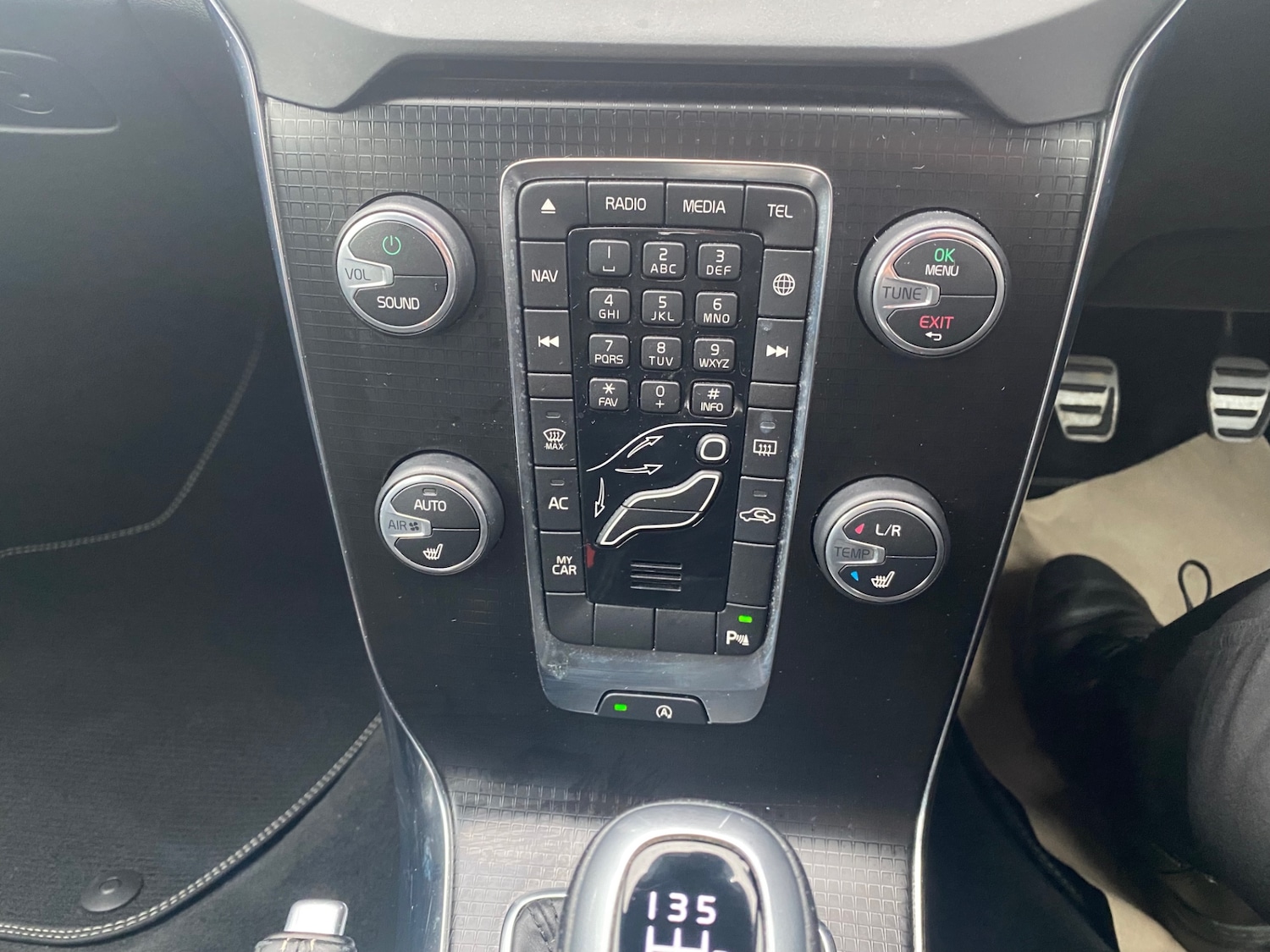 Used Volvo V40 2016 for sale - 77418287: Photo 17