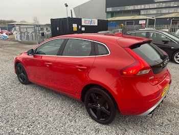 Used Volvo V40 2016 for sale - 77418287: Photo