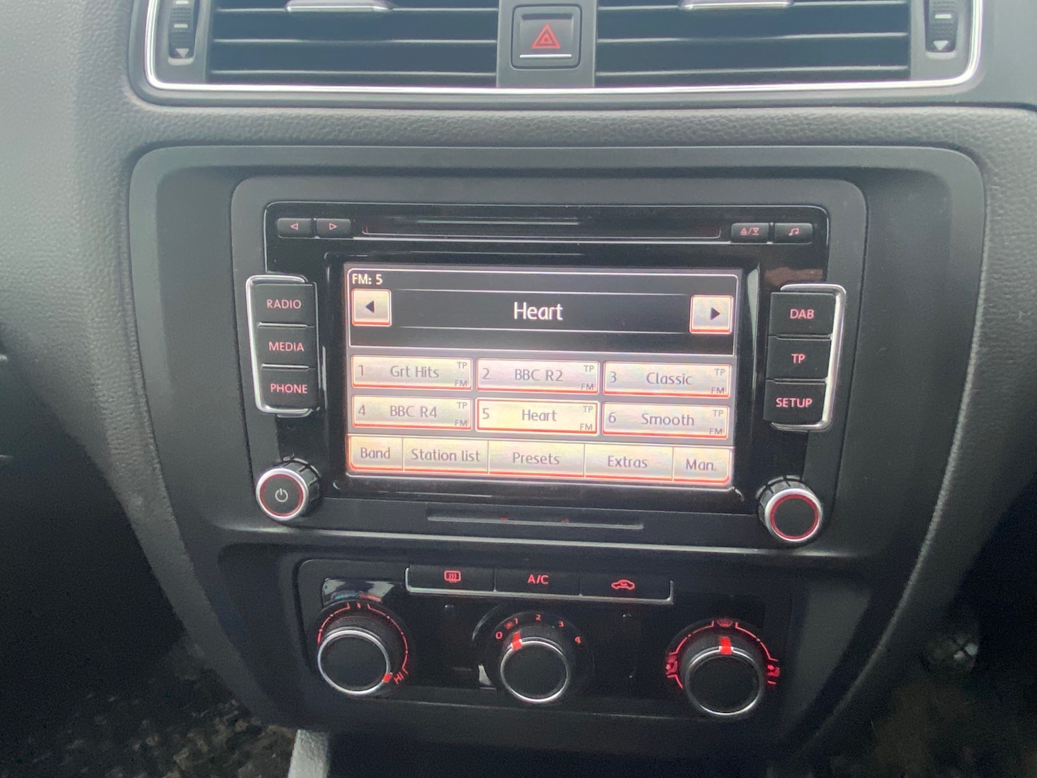 Used Volkswagen Jetta 2015 for sale - 77461254: Photo 4