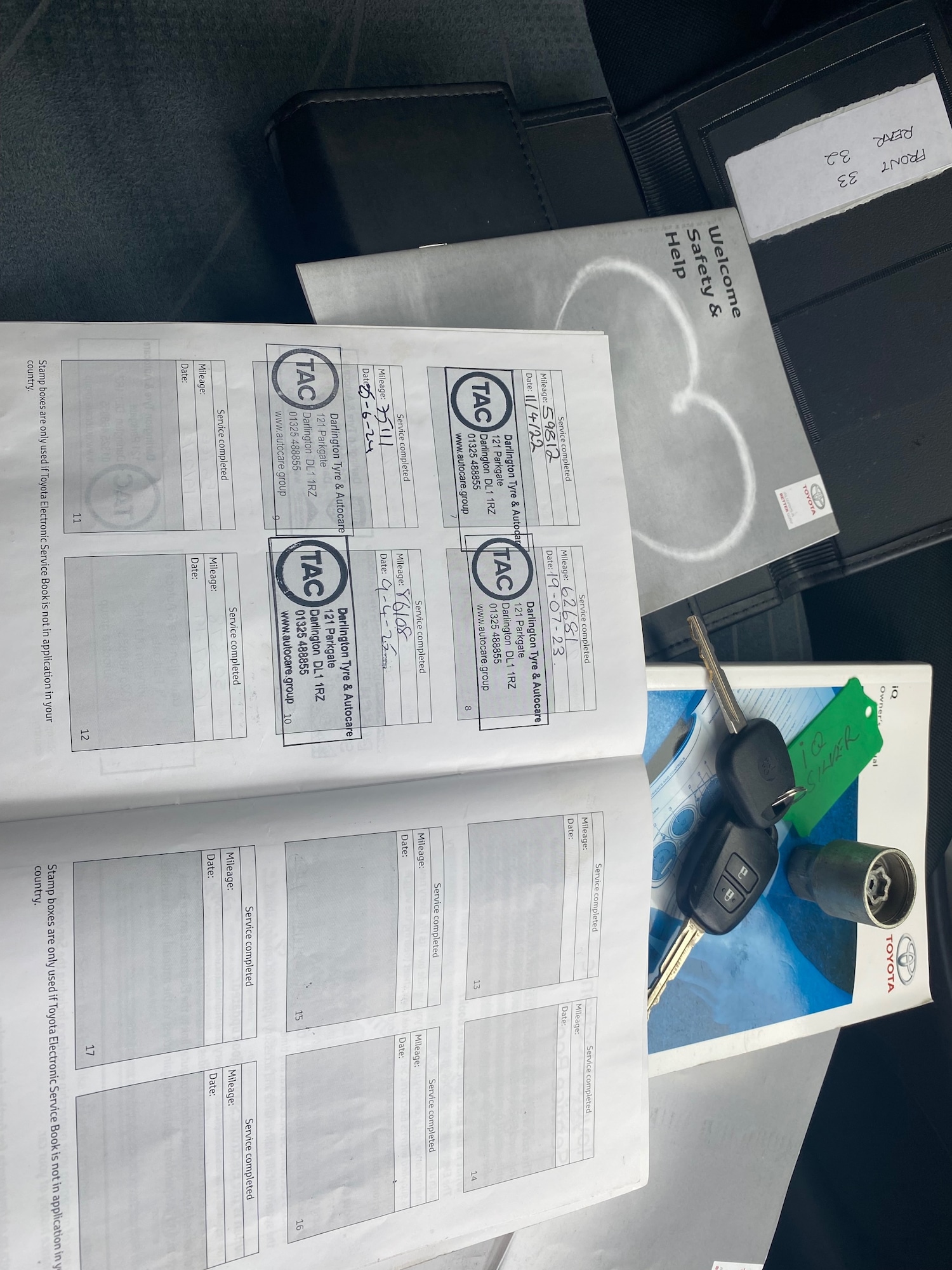 Used Toyota IQ 2014 for sale - 76309686: Photo 11