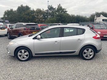 Used Renault Megane 2011 for sale - 76079886: Photo