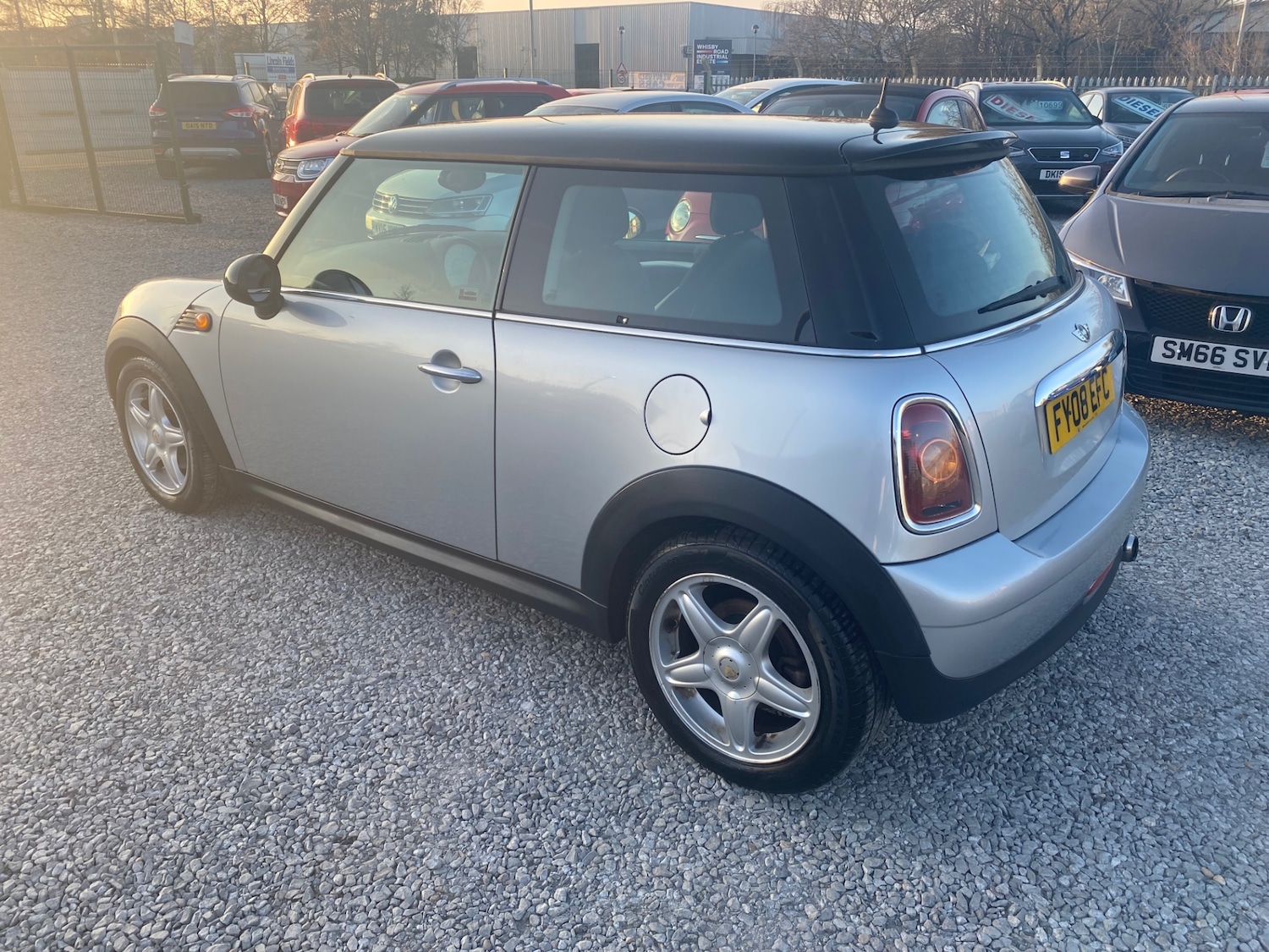 Used MINI Hatch 2008 for sale - 77975992: Photo 3