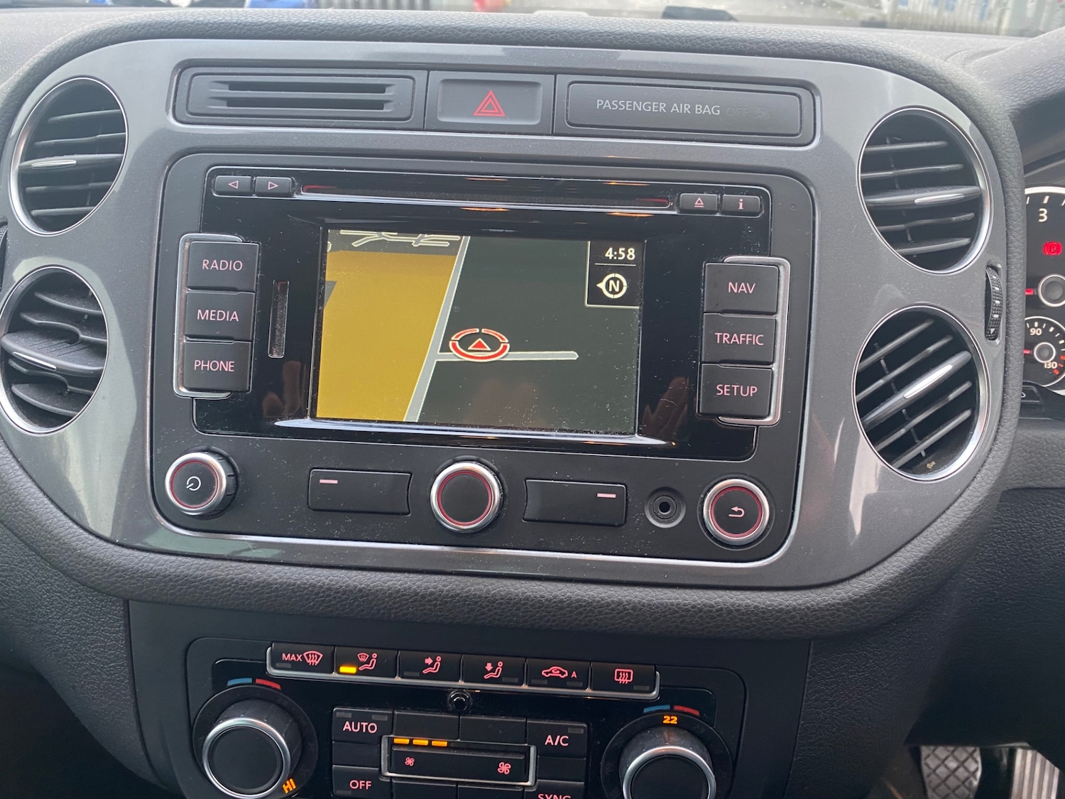 Used Volkswagen Tiguan 2014 for sale - 77533606: Photo 6