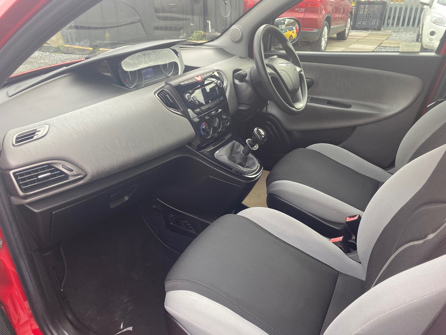 Used Chrysler Ypsilon 2013 for sale - 77533635: Photo 10