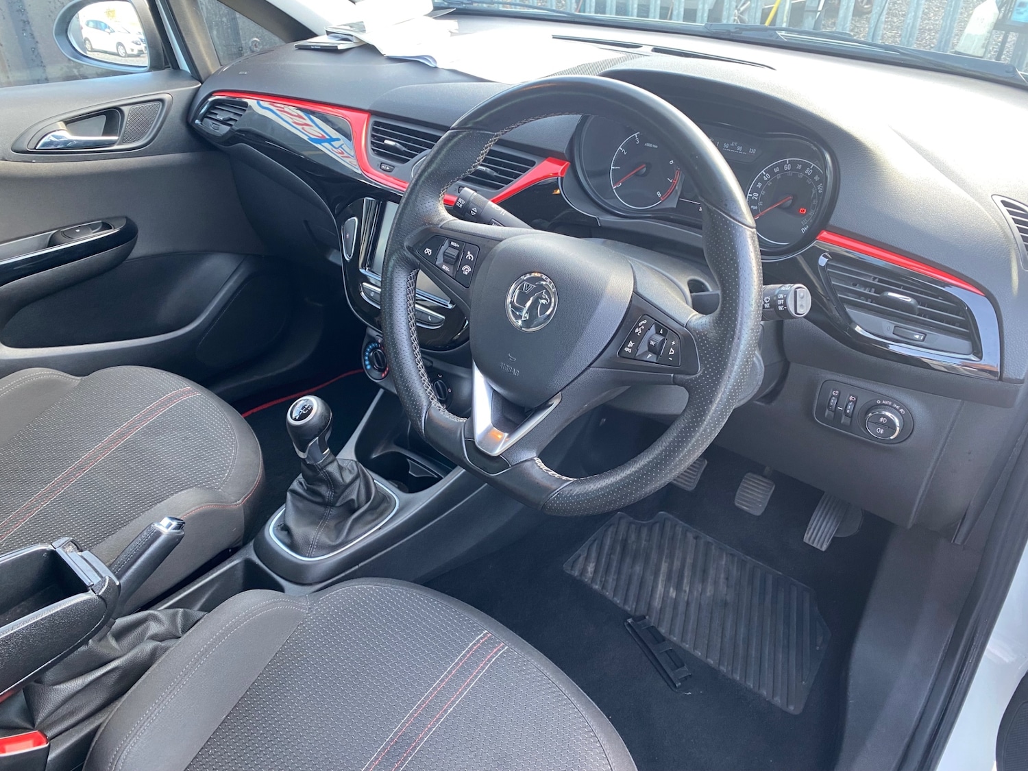 Used Vauxhall Corsa 2019 for sale - 76931734: Photo 2