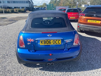 Used MINI Convertible 2006 for sale - 76102416: Photo