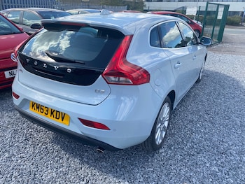 Used Volvo V40 2013 for sale - 75870775: Photo