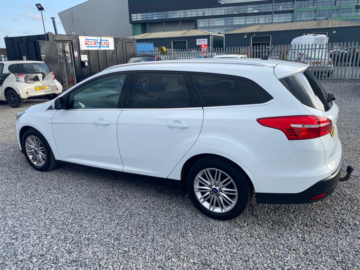 Used Ford Focus 2017 for sale - 77675424: Photo 2