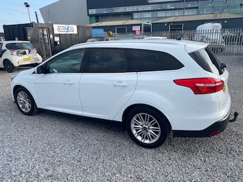 Used Ford Focus 2017 for sale - 77675424: Photo