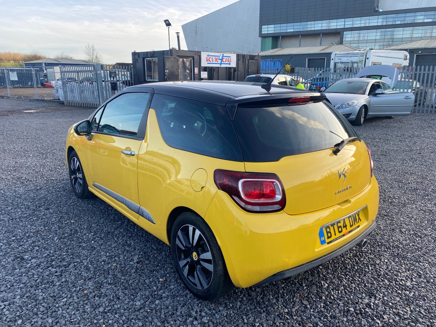 Used Citroen DS3 2014 for sale - 76931867: Photo 3