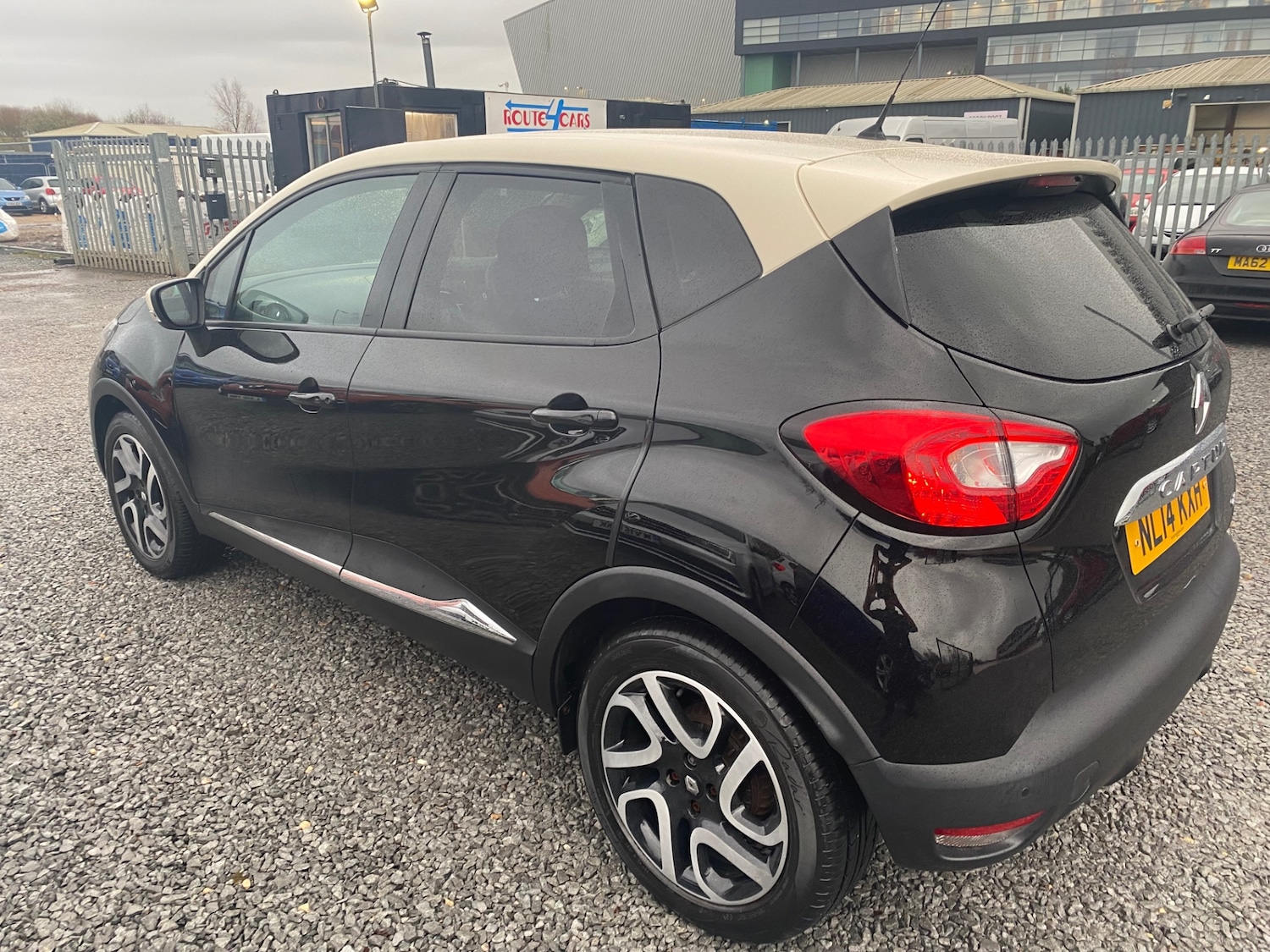 Used Renault Captur 2014 for sale - 77649678: Photo 3
