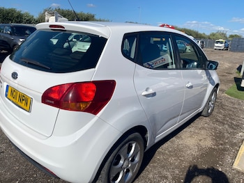 Used Kia Venga 2011 for sale - 75472345: Photo