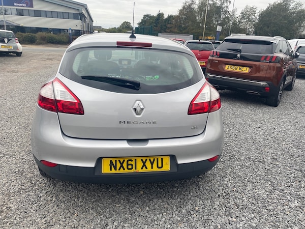 Used Renault Megane 2011 for sale - 76079022: Photo 4