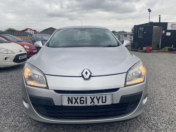 Used Renault Megane 2011 for sale - 76079022: Photo 8