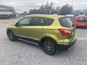 Used Suzuki SX4 S-Cross 2014 for sale - 76233861: Photo 3