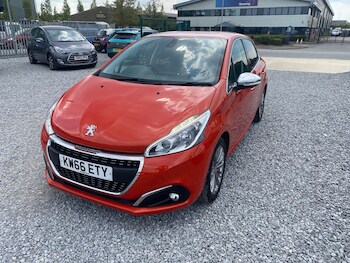 Used Peugeot 208 2017 for sale - 78532638: Photo