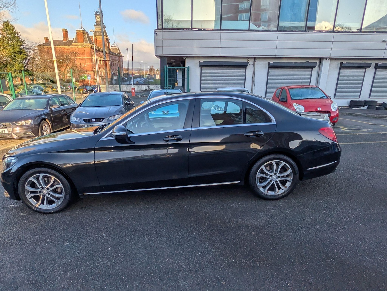 Used Mercedes-Benz C Class 2015 for sale - 77097369: Photo 12