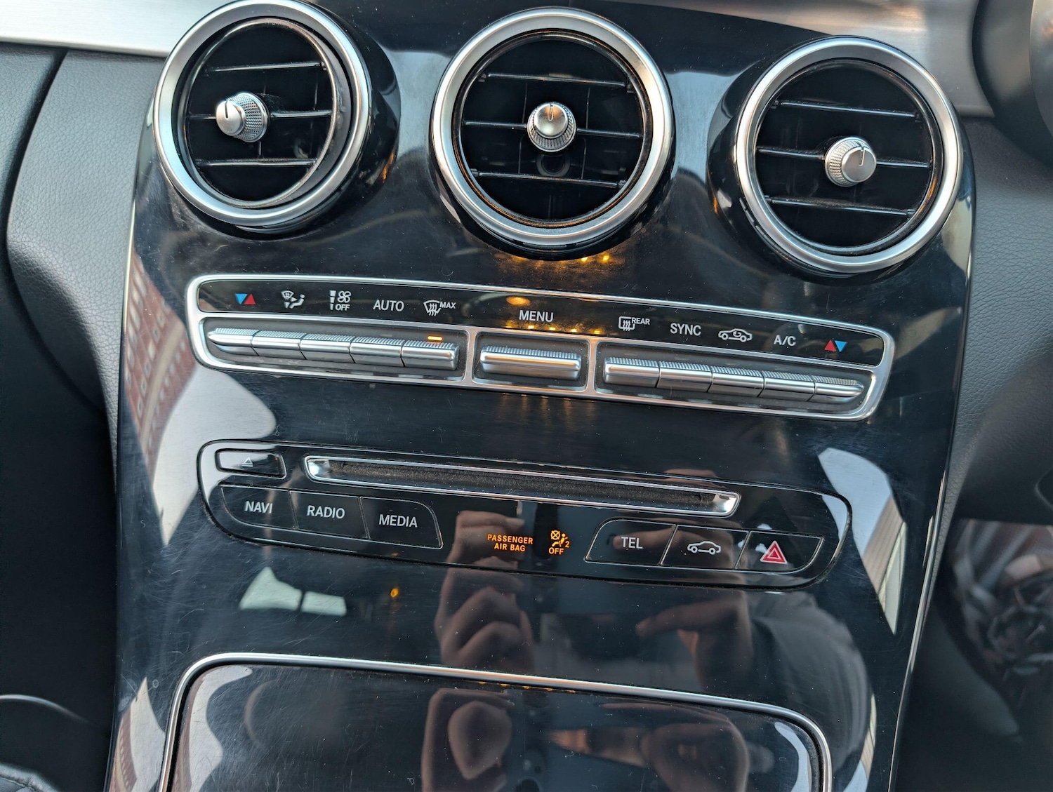 Used Mercedes-Benz C Class 2015 for sale - 77097369: Photo 25