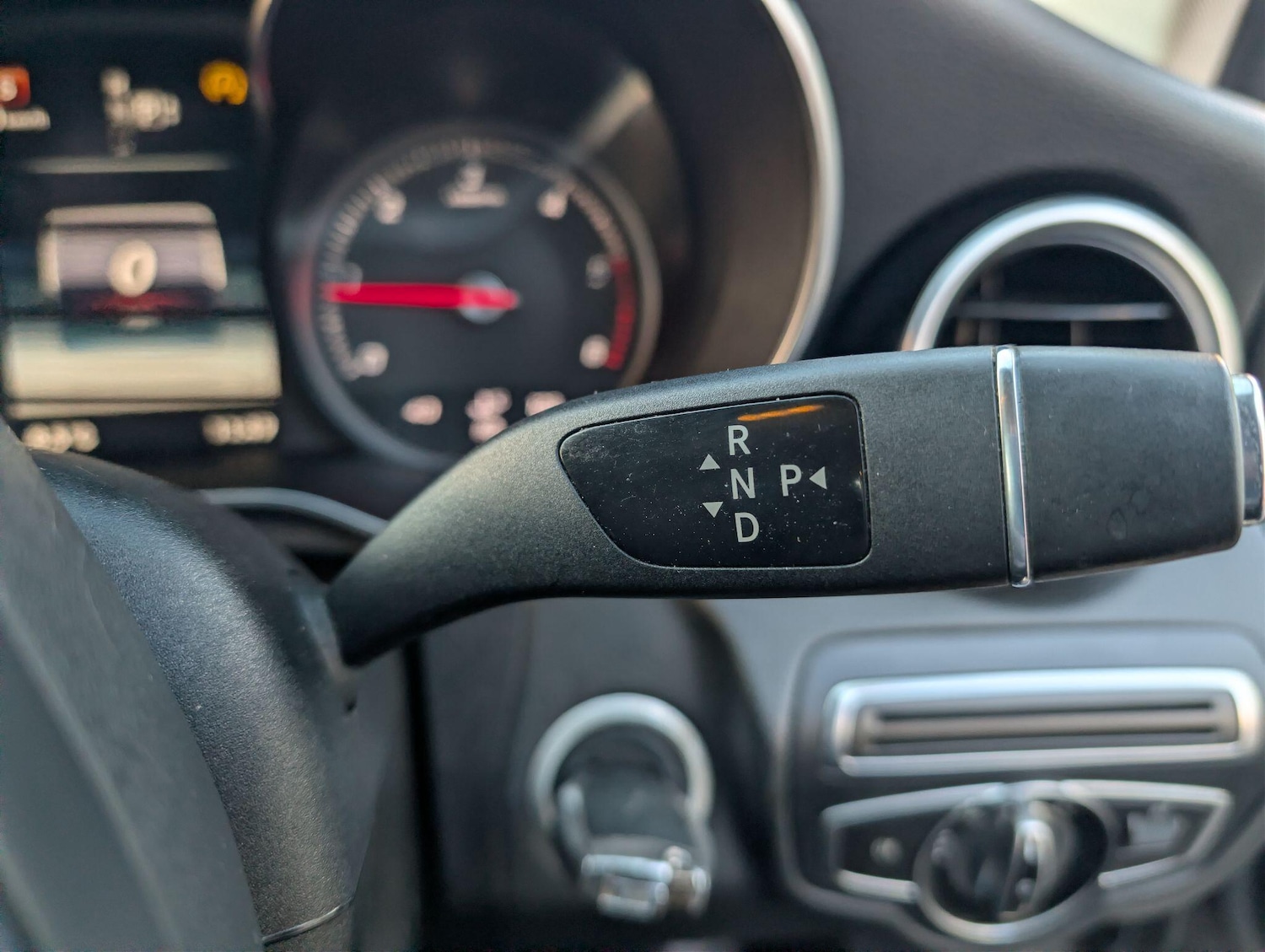 Used Mercedes-Benz C Class 2015 for sale - 77097369: Photo 39