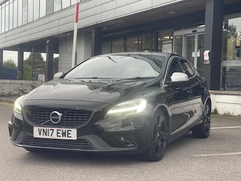 Used Volvo V40 2017 for sale - 79740513: Photo
