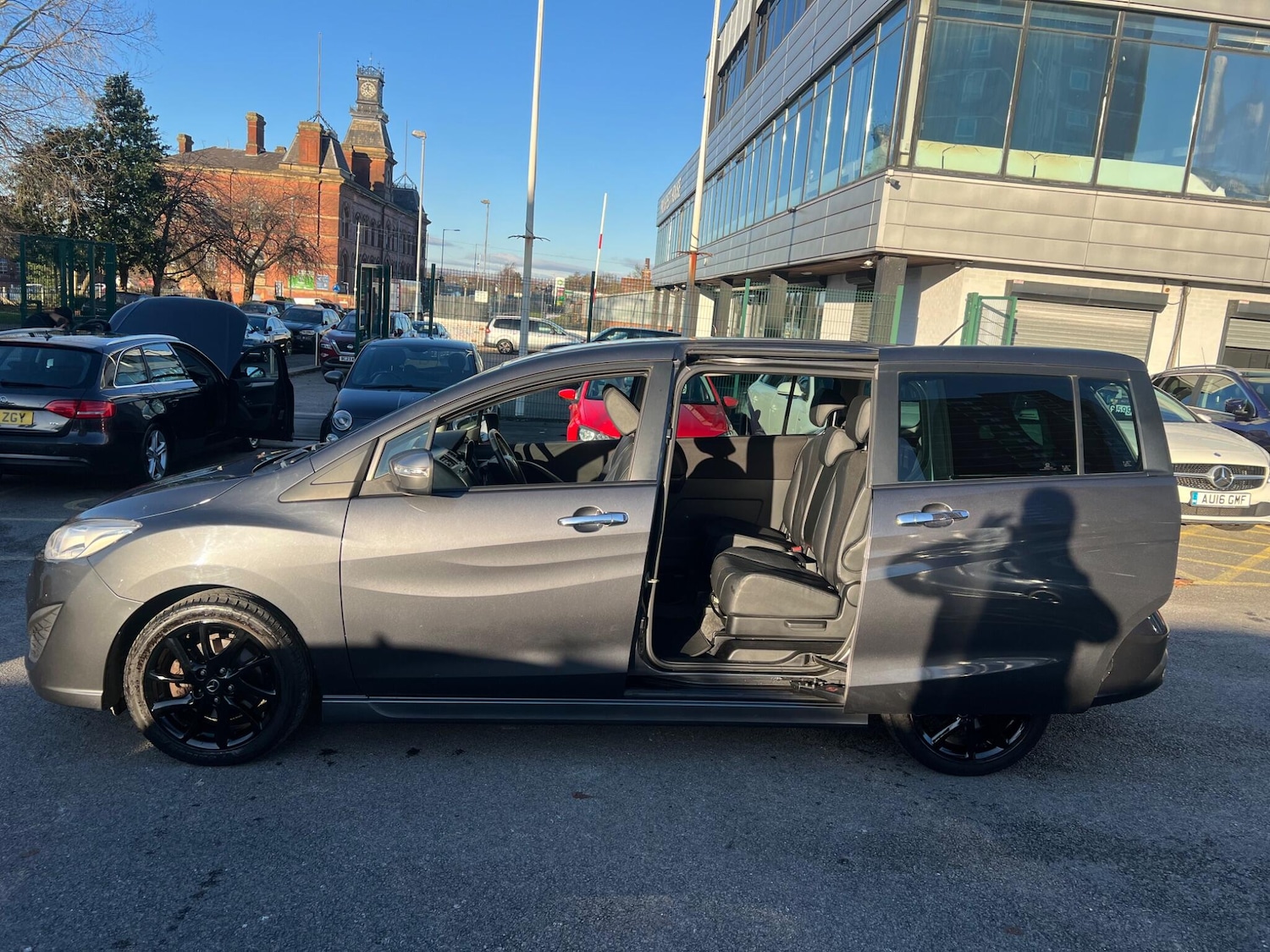 Used Mazda Mazda5 2014 for sale - 76671525: Photo 9