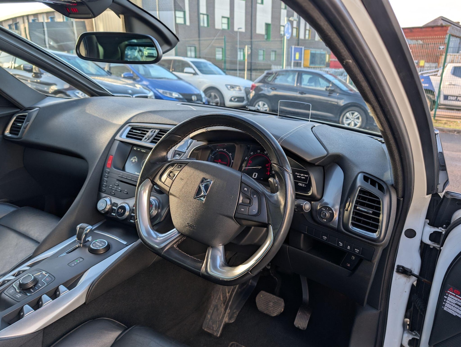 Used Citroen DS5 2014 for sale - 77166629: Photo 14