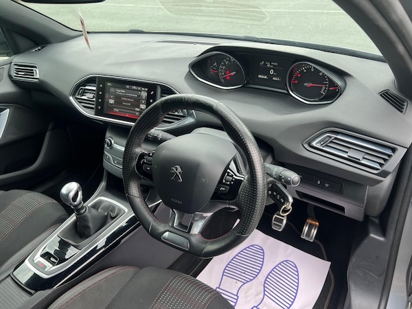 Used Peugeot 308 2016 for sale - 76260567: Photo 11