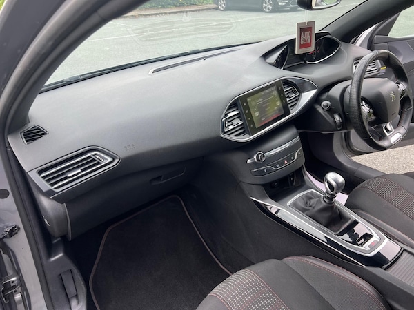 Used Peugeot 308 2016 for sale - 76260567: Photo 12