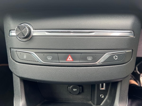 Used Peugeot 308 2016 for sale - 76260567: Photo 44