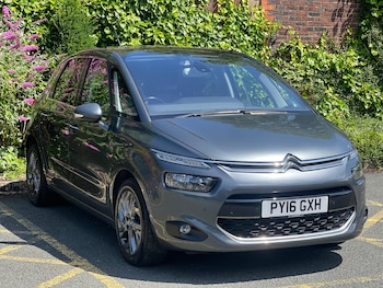 Used Citroen C4 Picasso 2016 for sale - 76215201: Photo