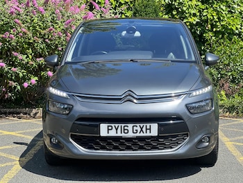 Used Citroen C4 Picasso 2016 for sale - 76215201: Photo