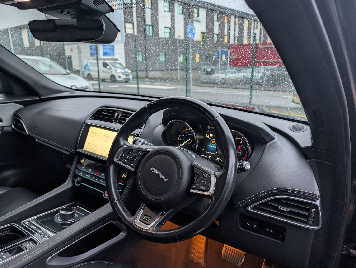 Used Jaguar F-Pace 2018 for sale - 77166894: Photo 15